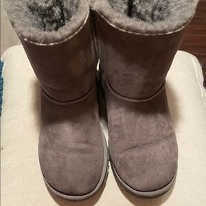UGG Women's Brown Winter Boots